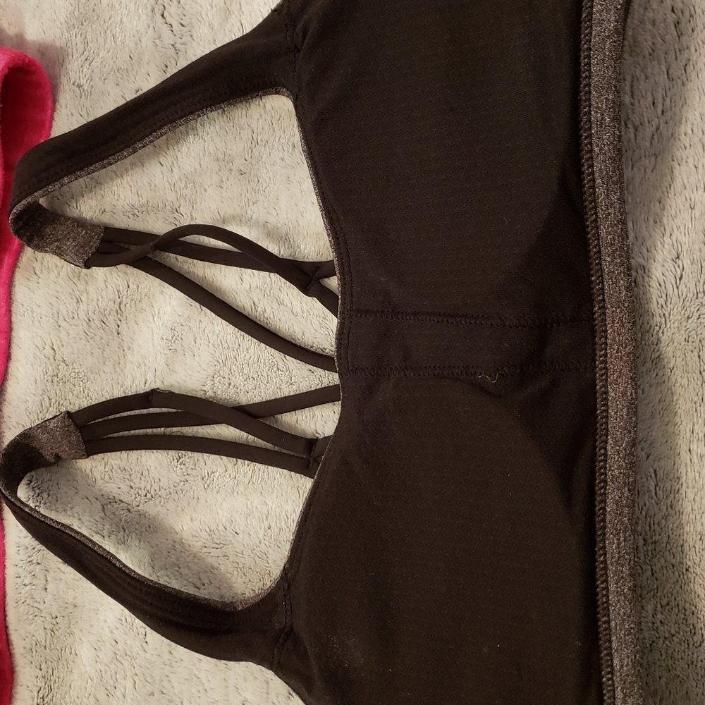 ●SOLD ON MERC●☆2 lulu bras☆ Size 2 VGUC - Picture 7 of 12